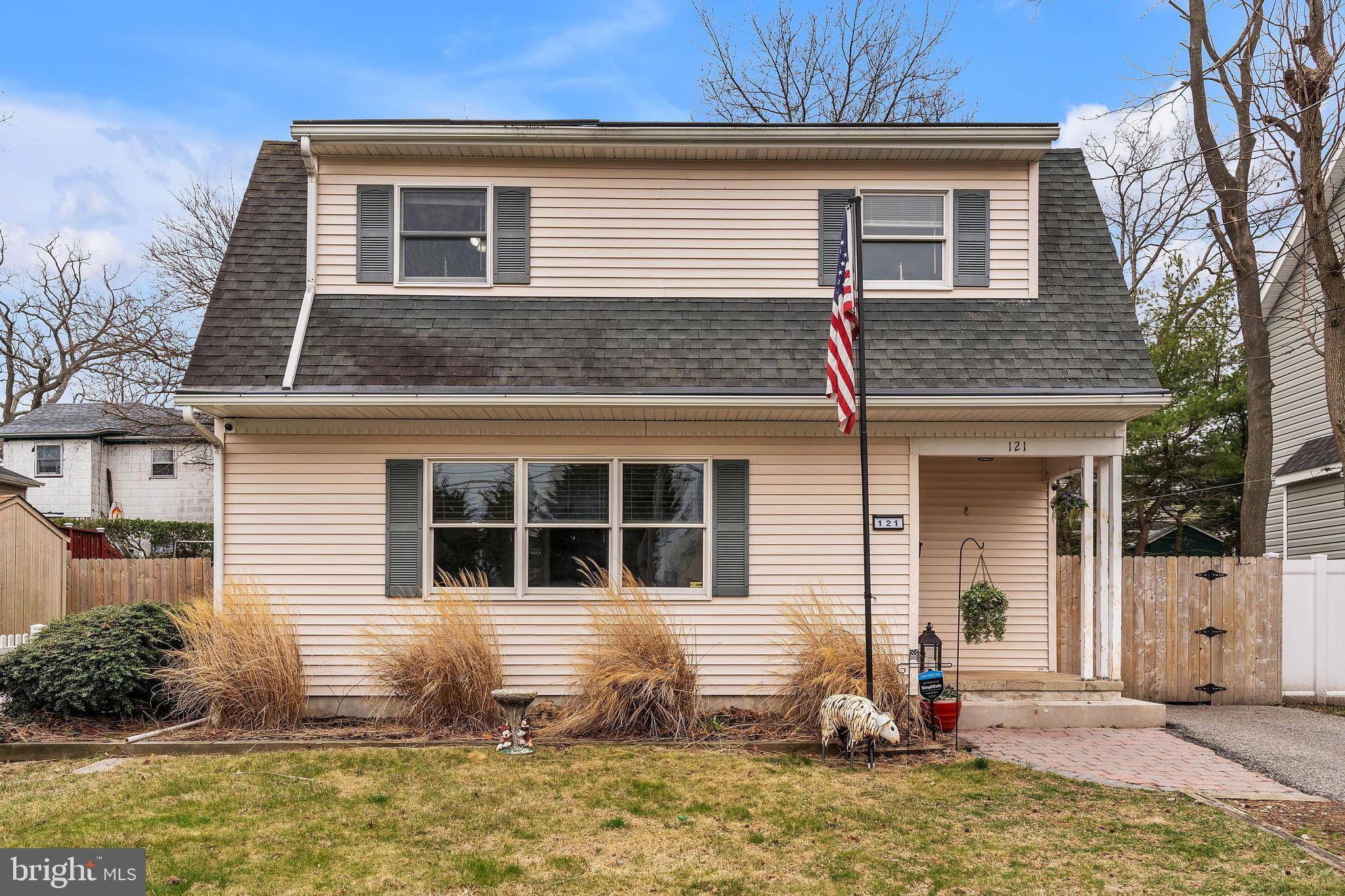 121 EVERGREEN AVE, Neptune, NJ 07753