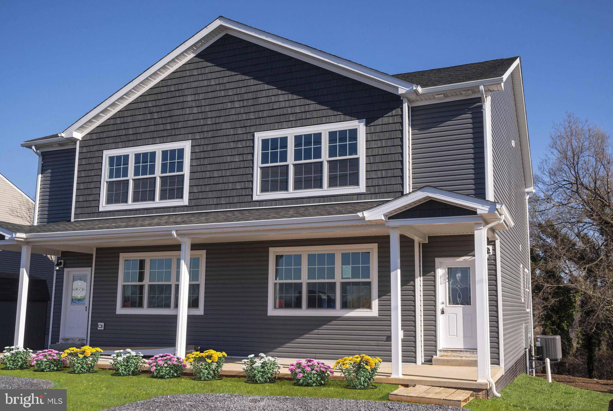 Front Royal, VA 22630,122 STRASBURG RD W