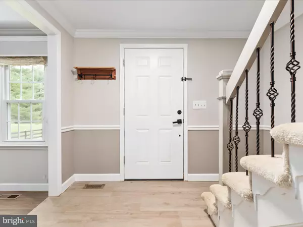 Hamilton, VA 20158,60 N TAVENNER LN