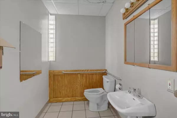 Annville, PA 17003,400 E MAIN ST