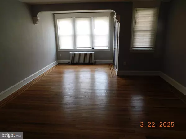 Philadelphia, PA 19120,5931 N LAWRENCE ST