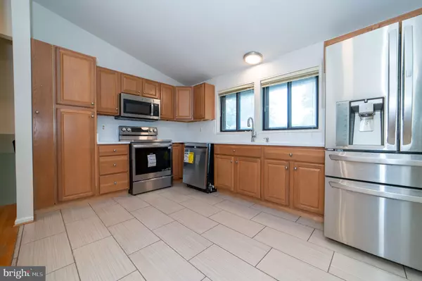 Annandale, VA 22003,7814 WENDY RIDGE LN