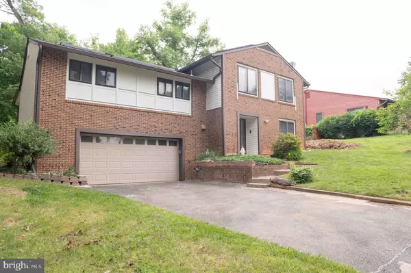 Annandale, VA 22003,7814 WENDY RIDGE LN