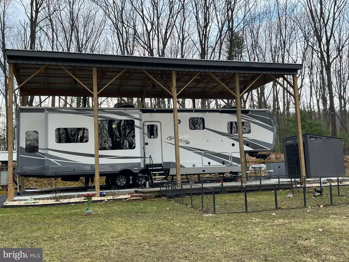 Mapleton Depot, PA 17052,7709 HUSKY LANE