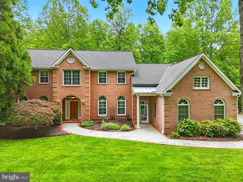 8390 SYLVAN WAY, Clifton, VA 20124