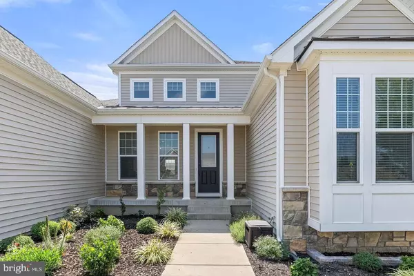 Charles Town, WV 25414,18 COURIER DR
