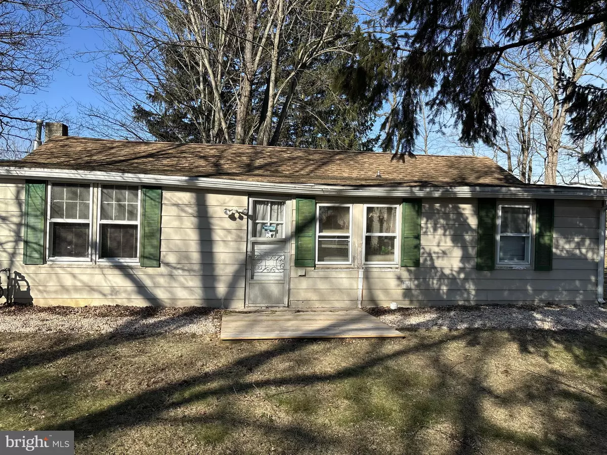 Mercersburg, PA 17236,112 FAUST STREET