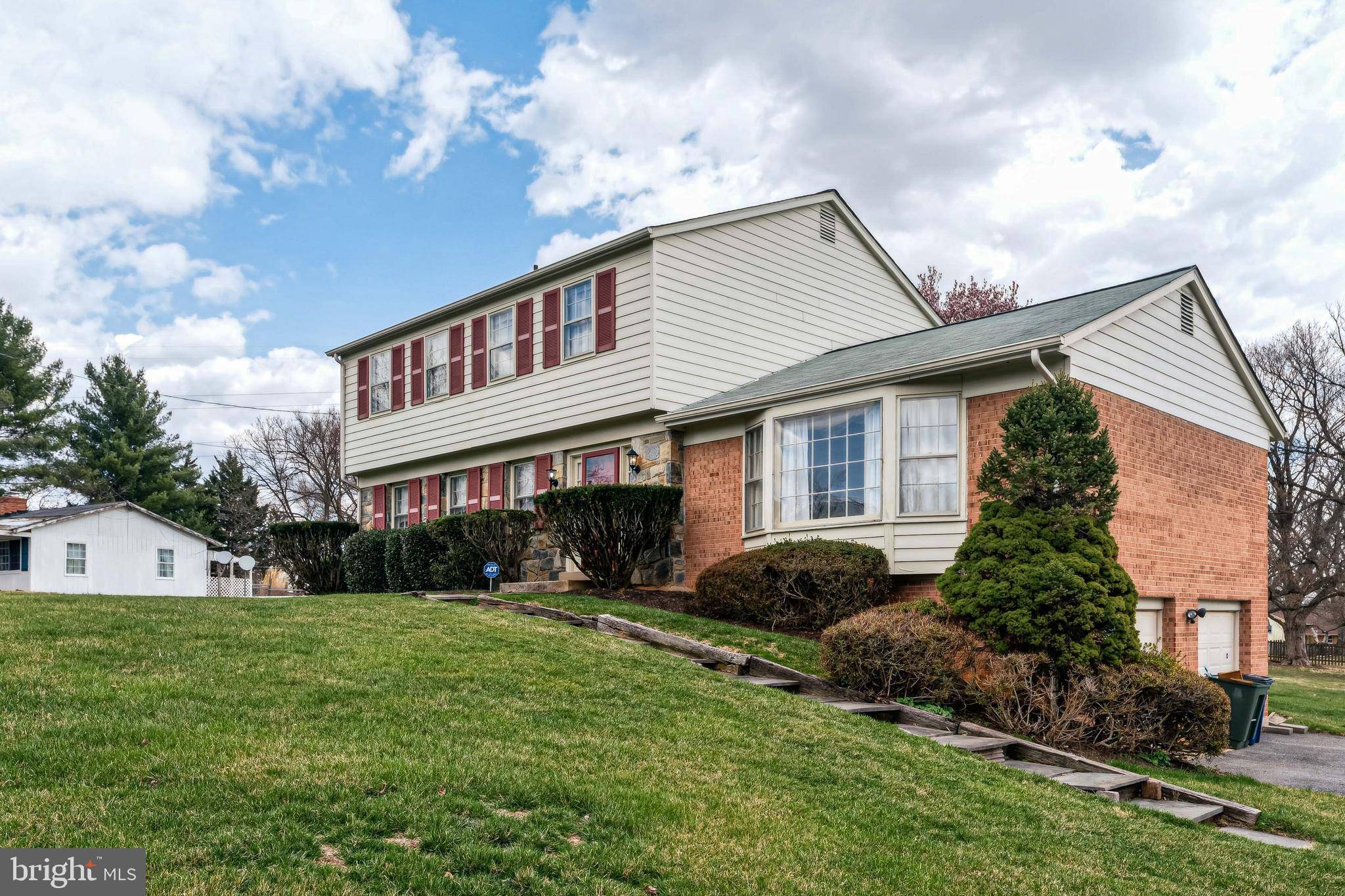 North Potomac, MD 20878,15613 NORMAN DR