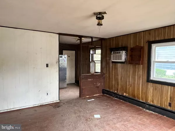 Annapolis, MD 21403,105 ROSECREST DR