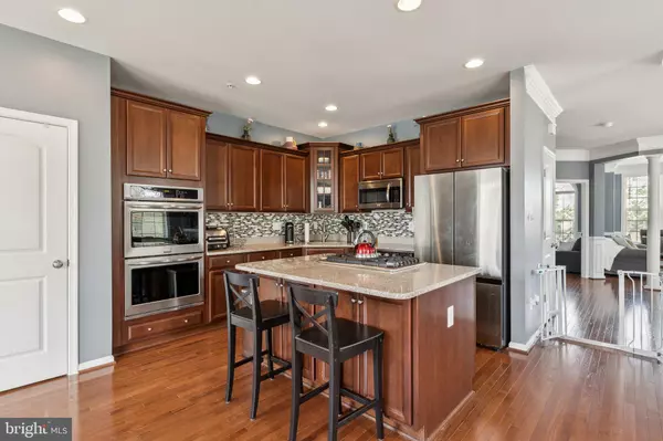 Arnold, MD 21012,305 HERSDEN LN