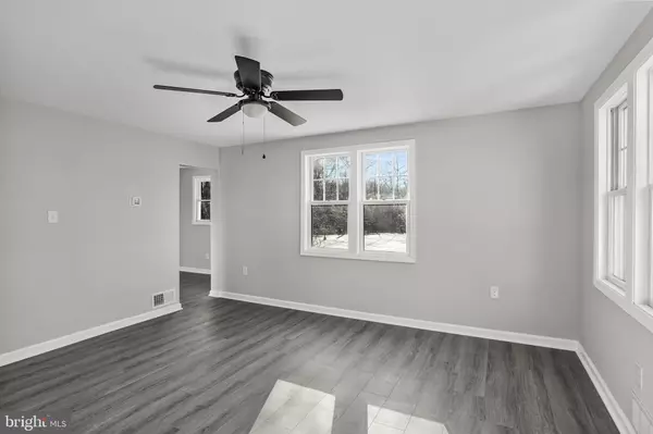 Maple Shade, NJ 08052,454 MARTIN AVE