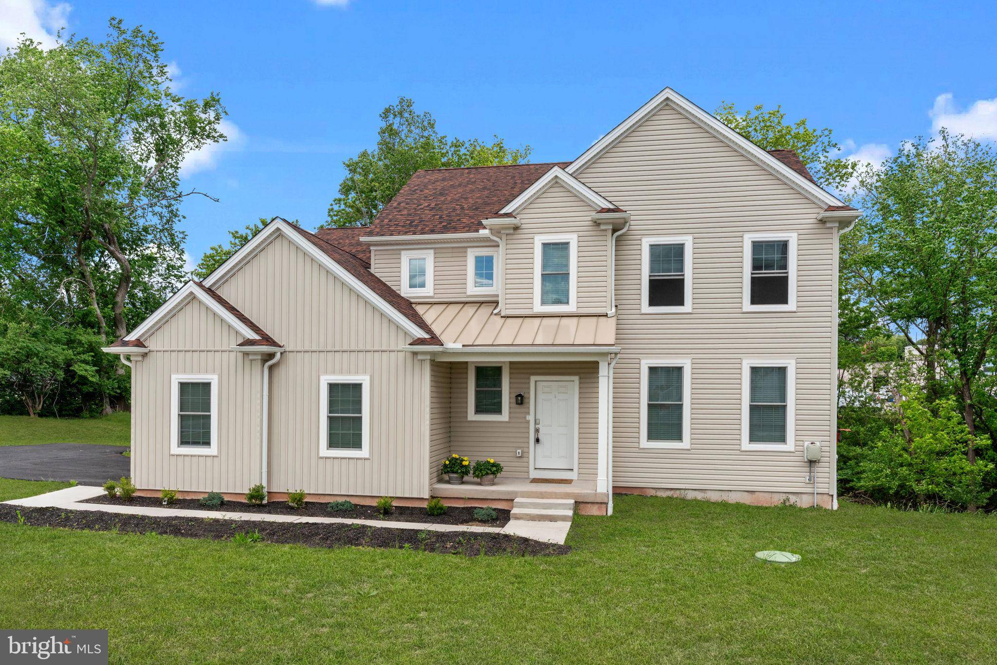 5 BLACKHORSE WOODS LN, Plymouth Meeting, PA 19462