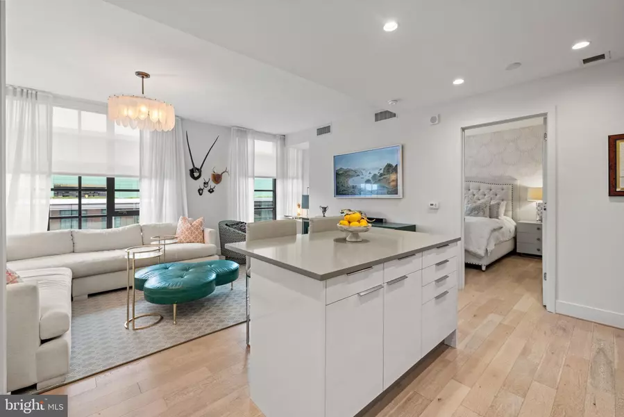 45 SUTTON SQ SW #1110, Washington, DC 20024