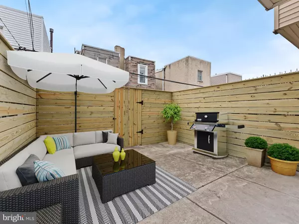 Philadelphia, PA 19148,143 DURFOR ST