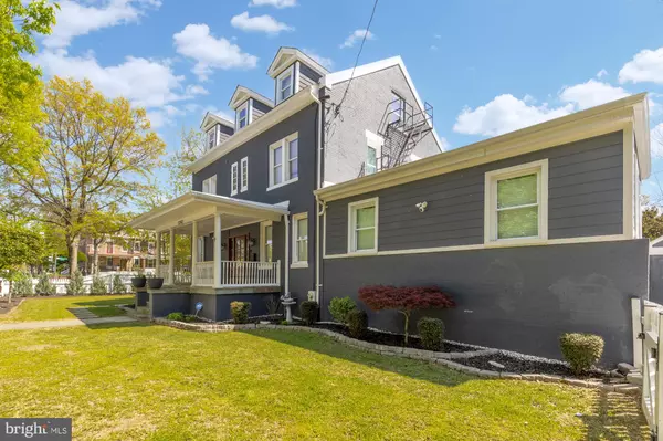 Washington, DC 20011,1202 DECATUR ST NW