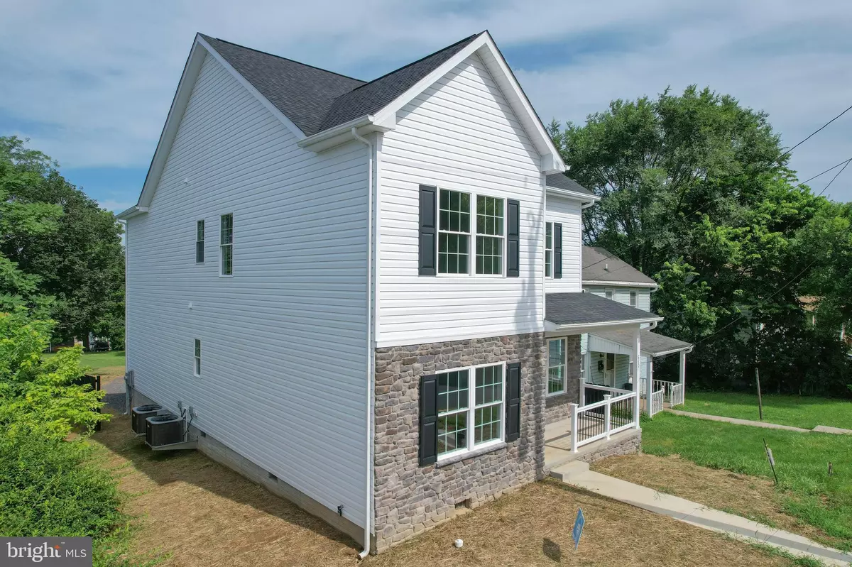 Martinsburg, WV 25404,620 N HIGH ST