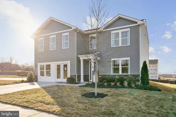 100 ANGUS RD, Charles Town, WV 25414
