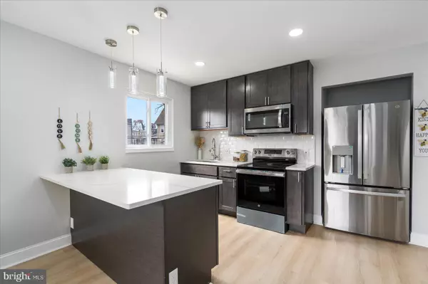 Baltimore, MD 21215,4002 DERBY MANOR DR