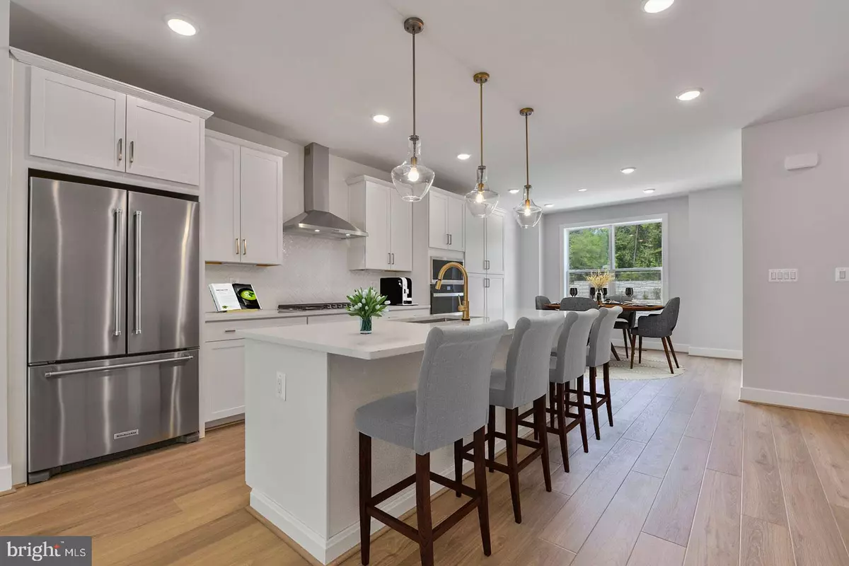 Reston, VA 20190,1609 FELLOWSHIP SQ