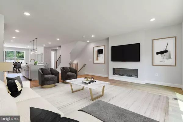 Reston, VA 20190,1609 FELLOWSHIP SQ