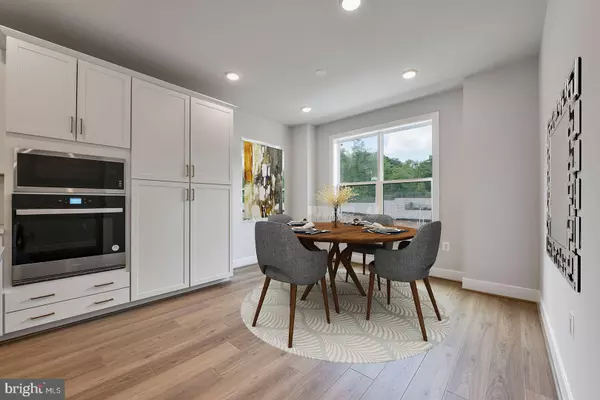 Reston, VA 20190,1609 FELLOWSHIP SQ