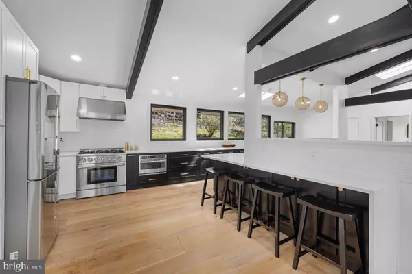 Alexandria, VA 22304,1335 N PEGRAM ST N