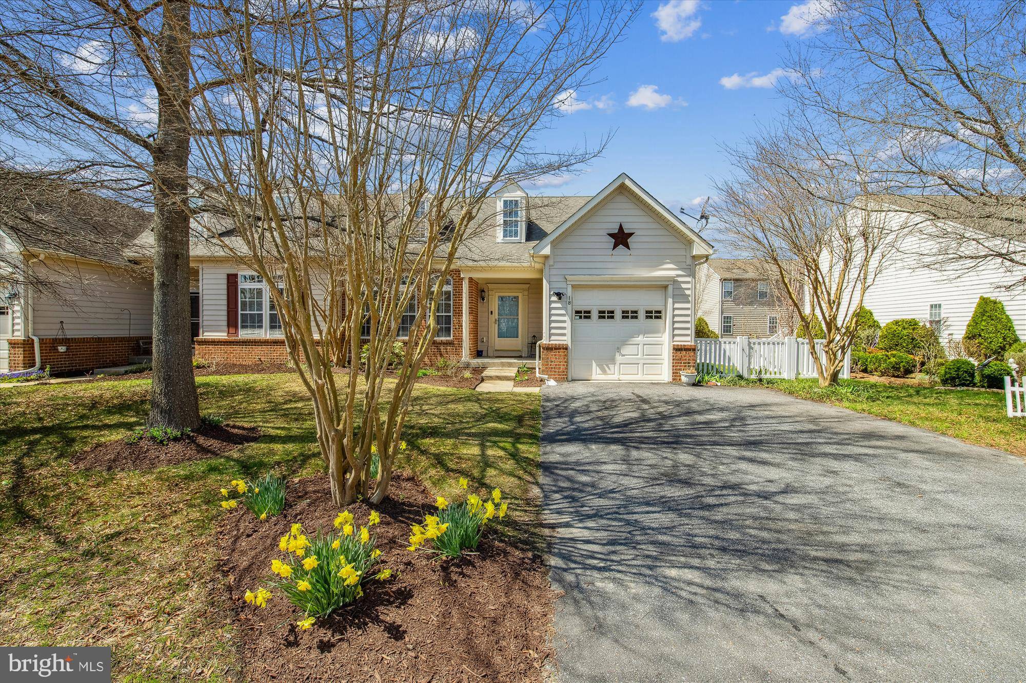 18 BRIGHTON ST, Ocean View, DE 19970