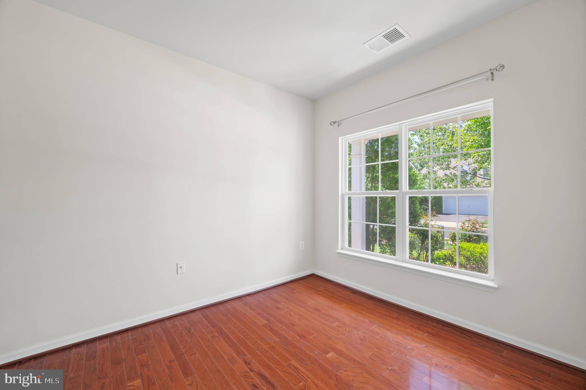 Ashburn, VA 20147,20396 OYSTER REEF PL