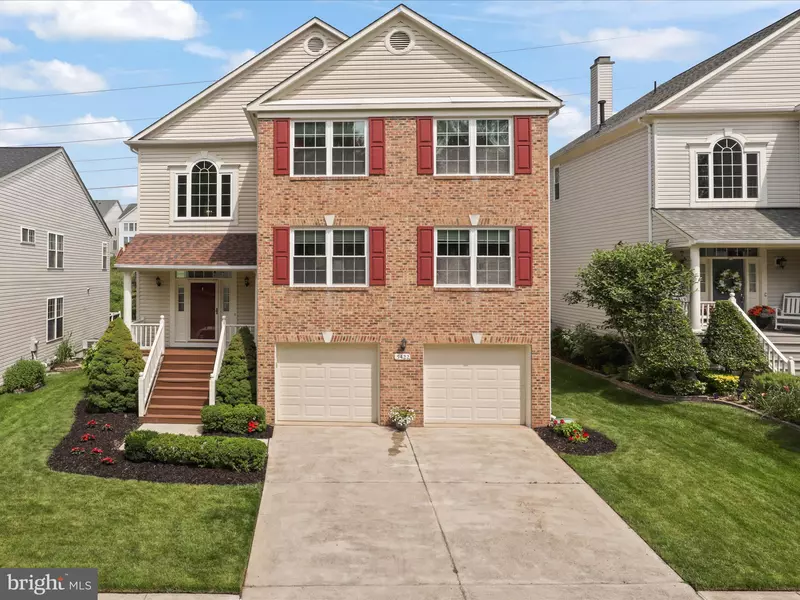 5422 CASTLE BAR LN, Alexandria, VA 22315