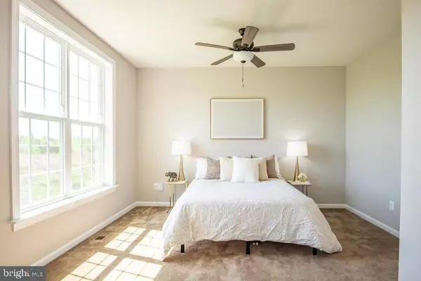 Aldie, VA 20105,24388 MOON GLADE CT