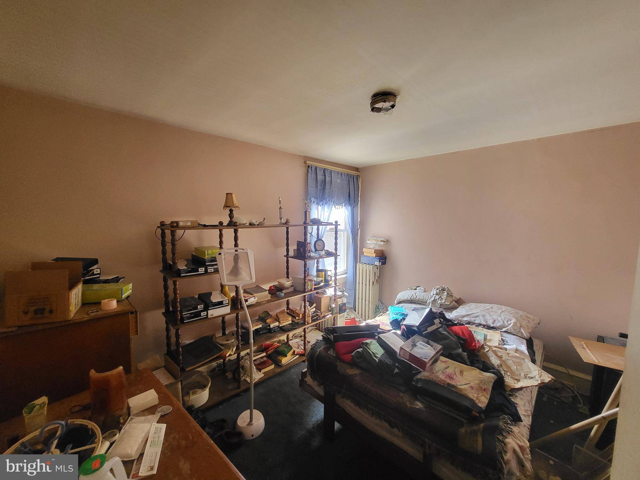 Upper Darby, PA 19082,7034 RUSKIN LN