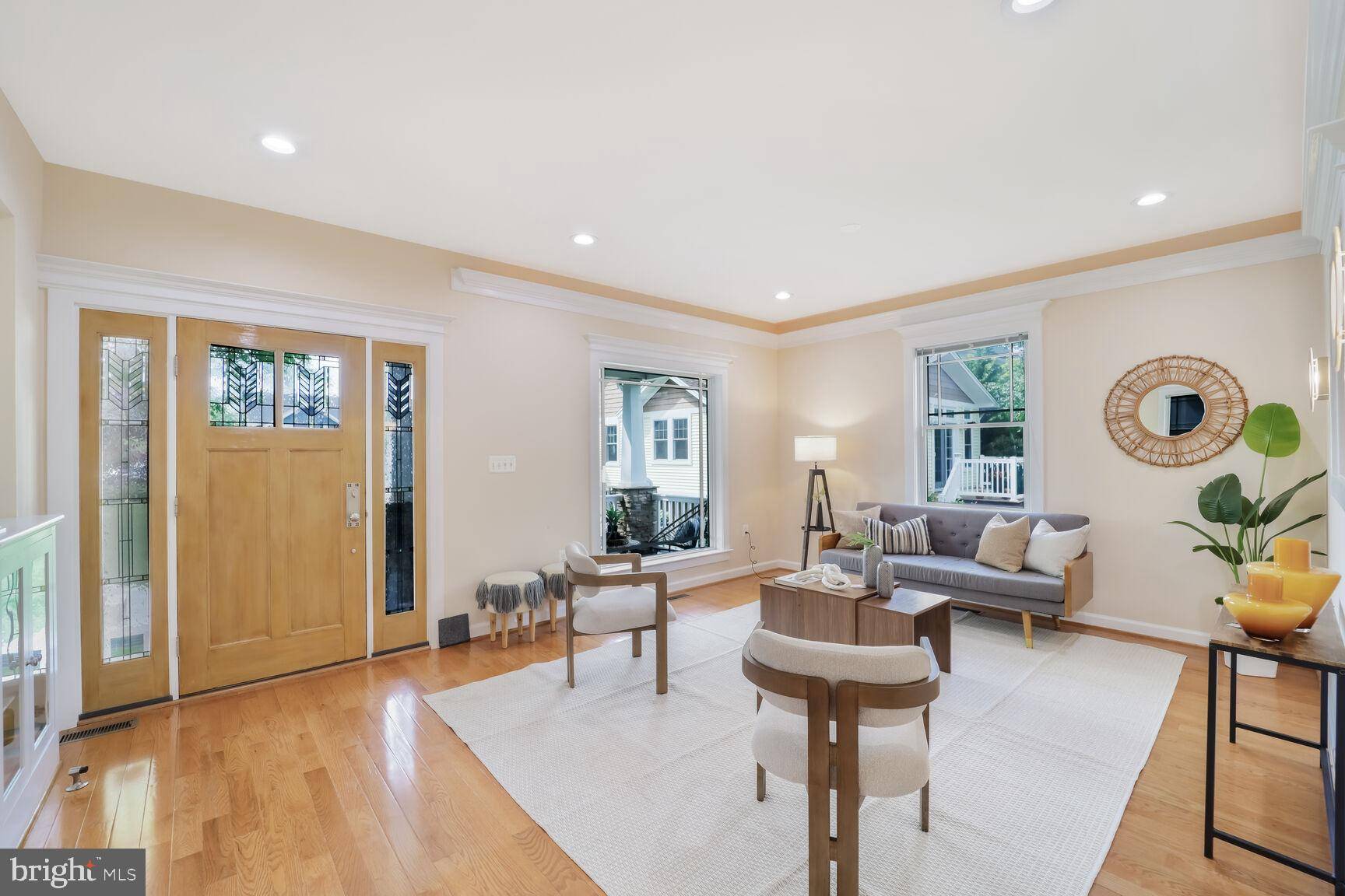 Arlington, VA 22204,3703 7TH ST S