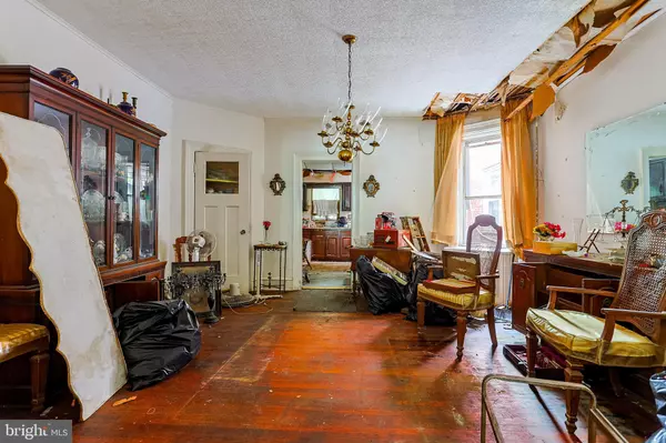 Philadelphia, PA 19151,6034 W COLUMBIA AVE