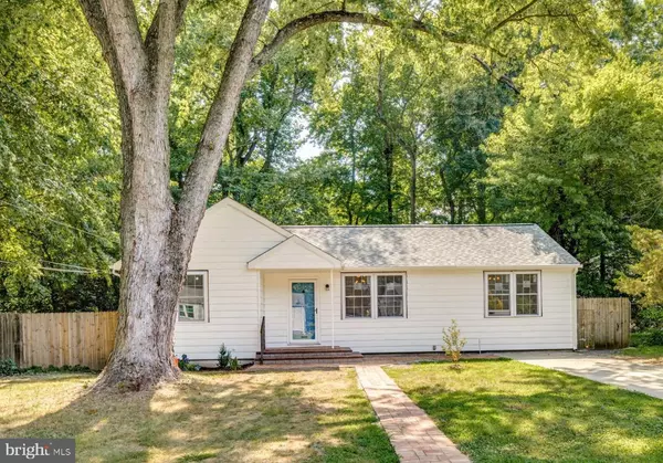 124 EDISON RD, Cherry Hill, NJ 08034