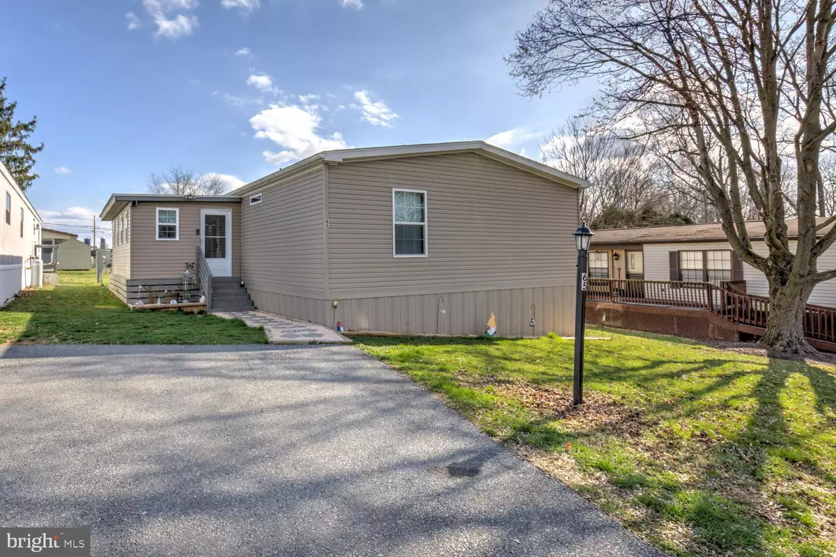Ephrata, PA 17522,977 RETTEW MILL RD #65