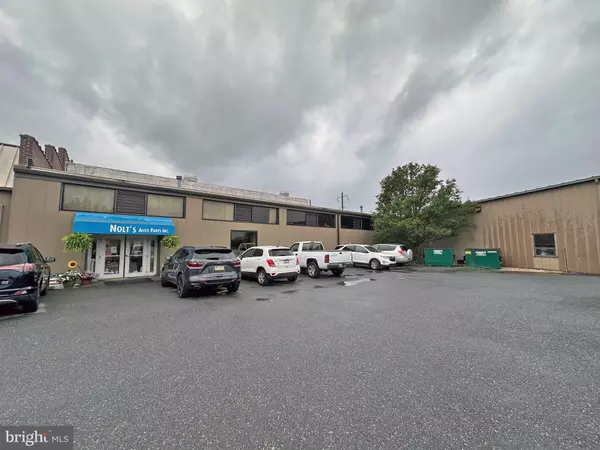 Lancaster, PA 17601,1140 GARFIELD AVE #TENANT A