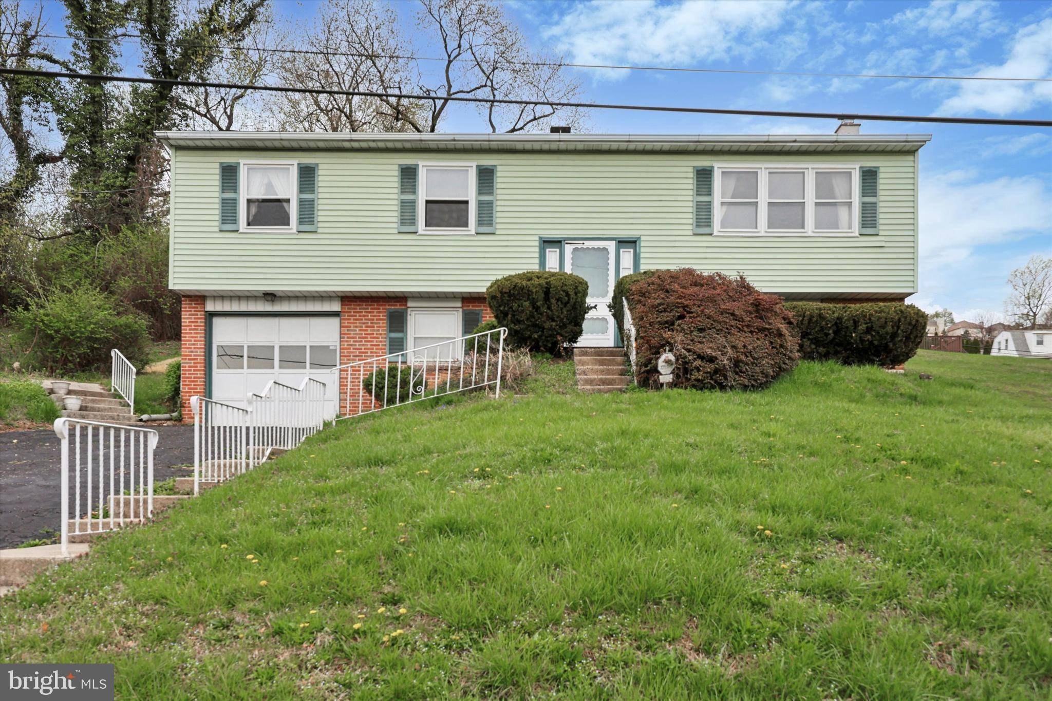 Conshohocken, PA 19428,258 TENNESSEE AVE