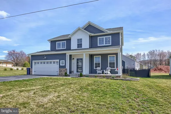 6 LOBELL RD, Abbottstown, PA 17301