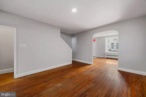 Philadelphia, PA 19128,213 DAWSON ST