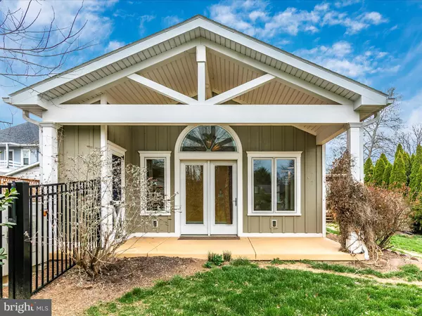 Funkstown, MD 21734,105 E MAPLE ST