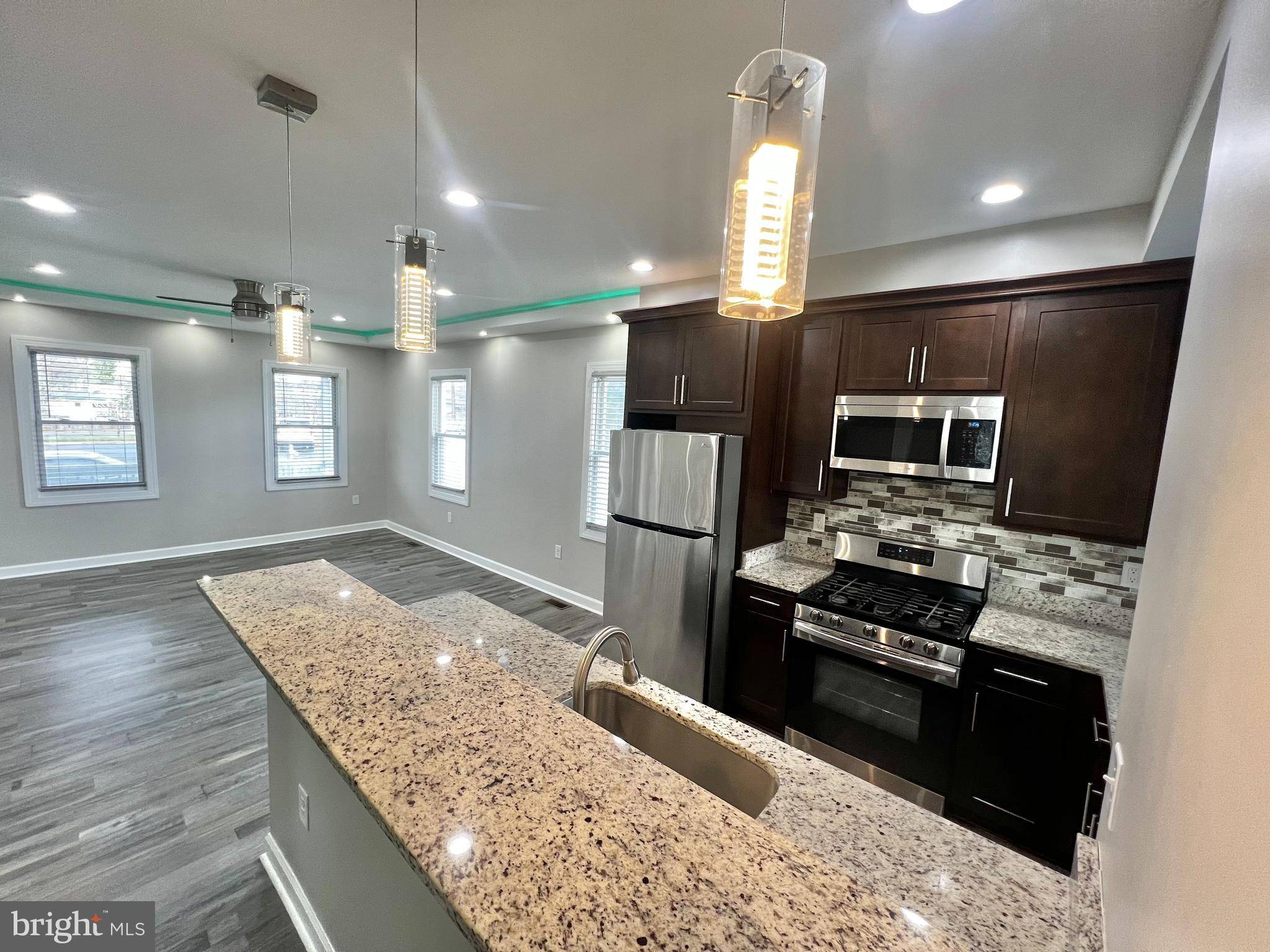 Lanham, MD 20706,7941 PIEDMONT AVE