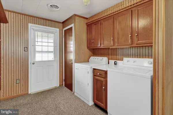 Mertztown, PA 19539,9517 LONGSWAMP RD