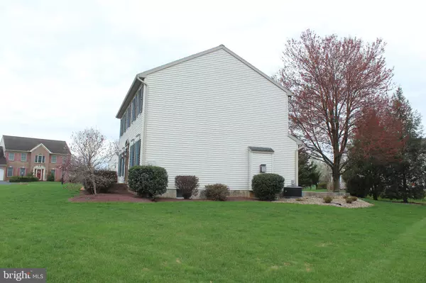 Palmyra, PA 17078,259 APPLE BLOSSOM LN