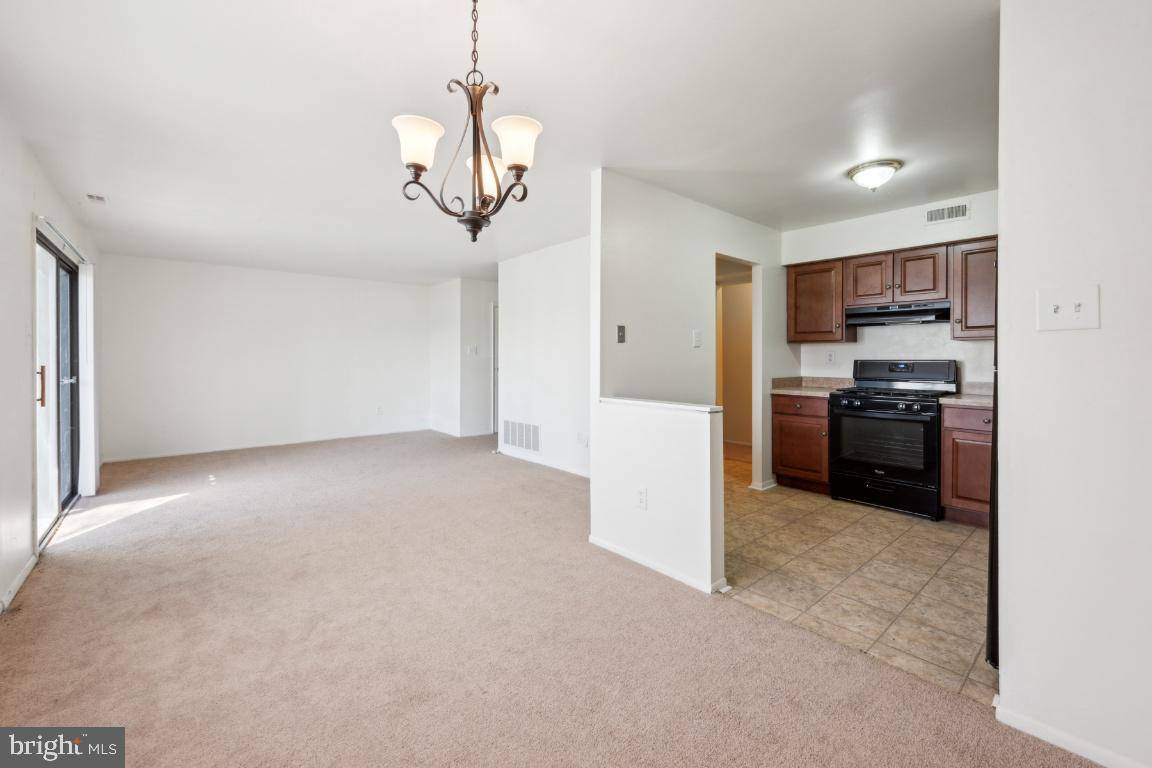 Voorhees, NJ 08043,58-60 SANDRA RD