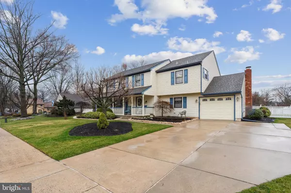 Delran, NJ 08075,237 AQUA LN