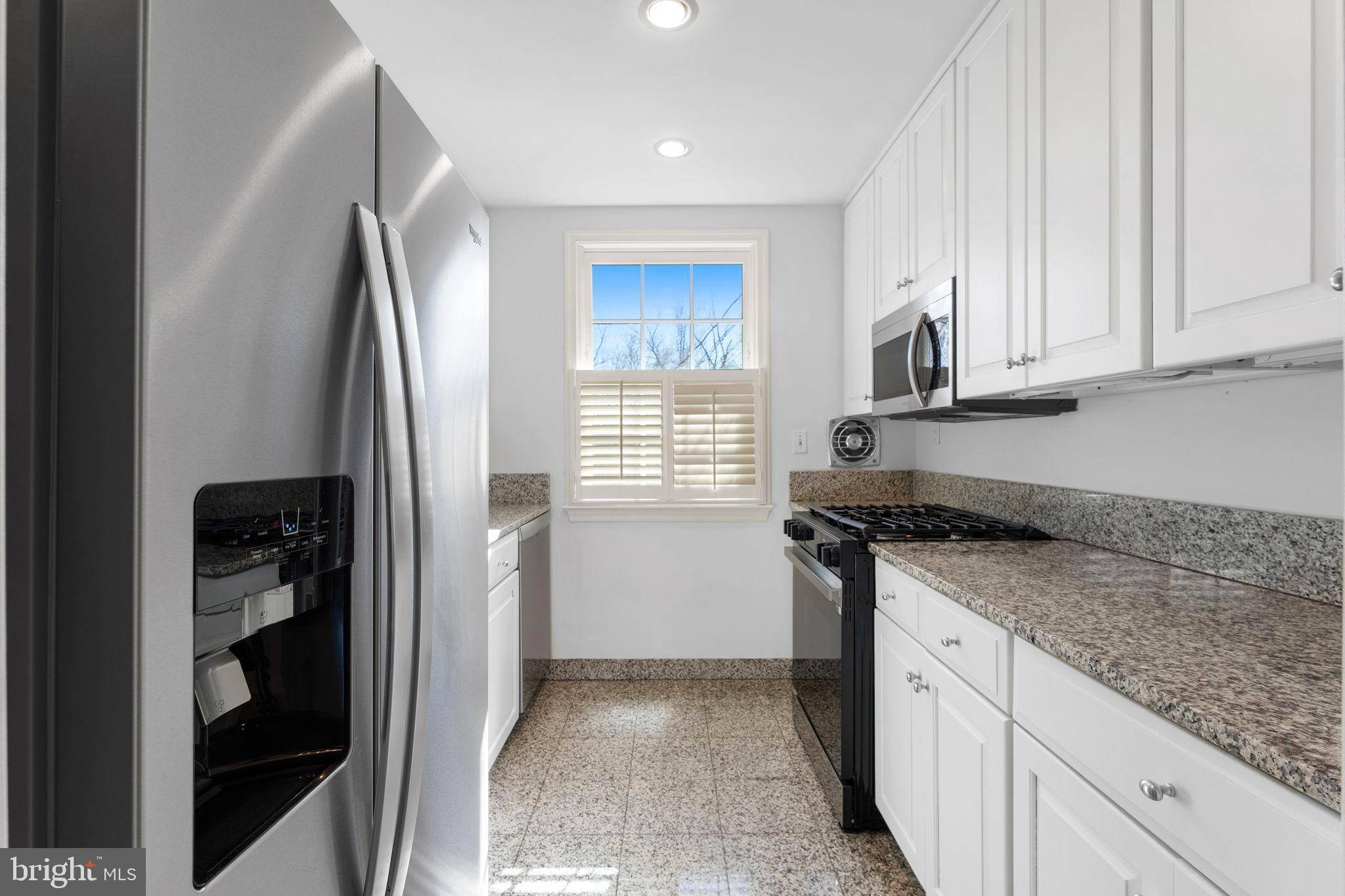 Alexandria, VA 22314,911 S LEE ST