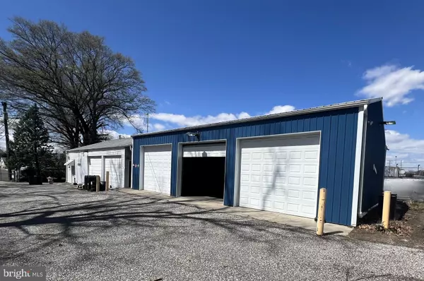 205 BARRETT AVE, Magnolia, NJ 08049
