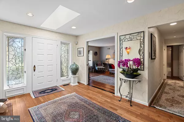 Blue Bell, PA 19422,15 SPRINGHOUSE LN