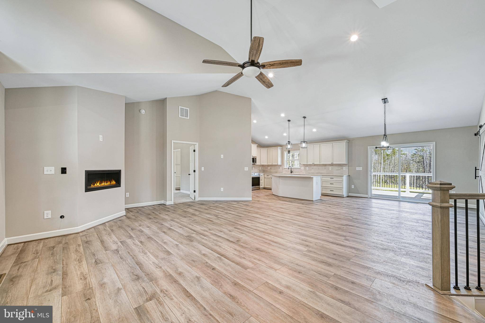 Louisa, VA 23093,48 PINE DR