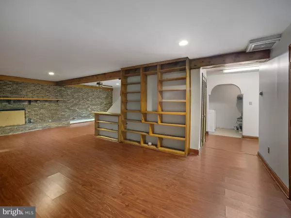 Friendship, MD 20758,372 SANSBURY RD